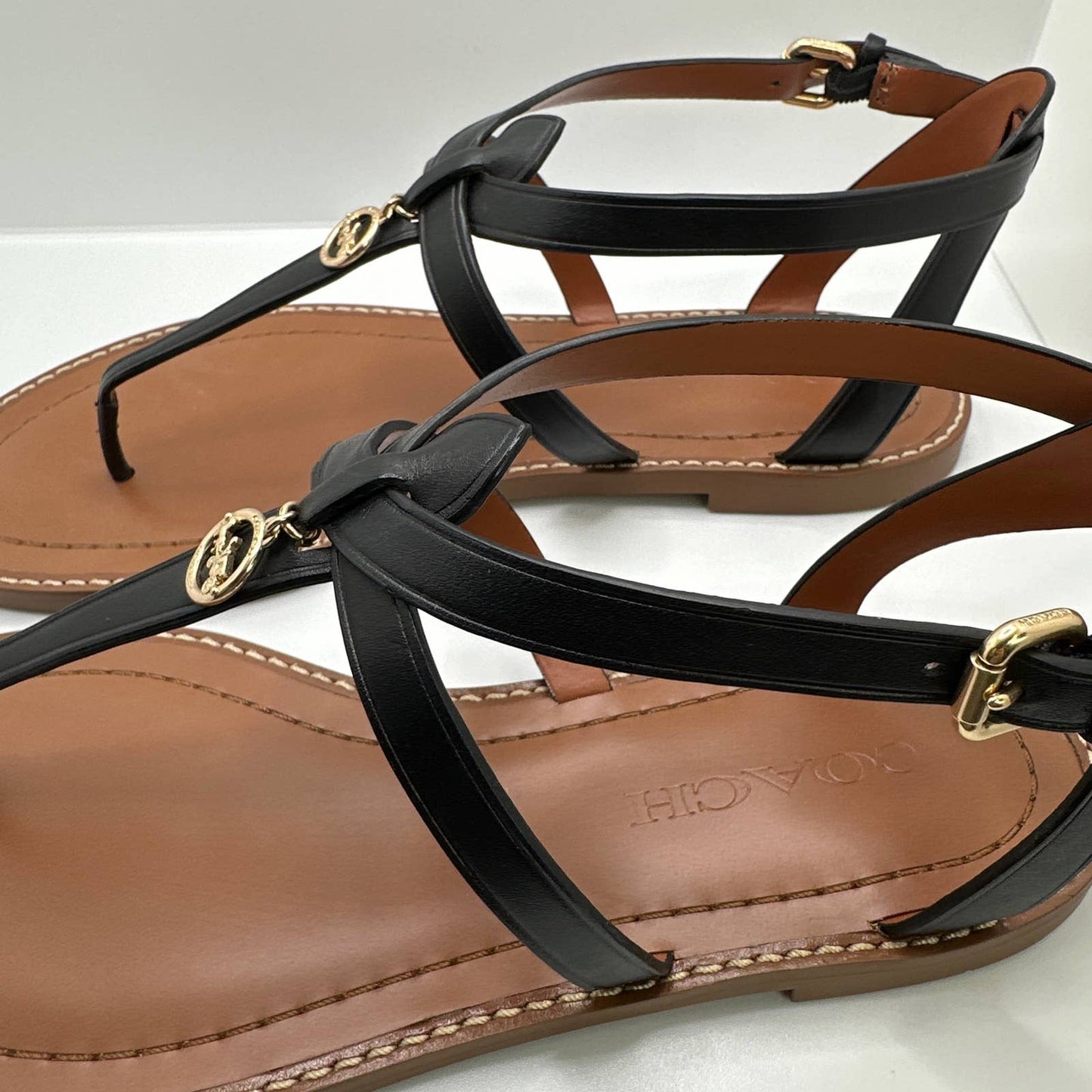 NIB COACH Shoulder Lydia Sandals Black Leather Size 6.5B