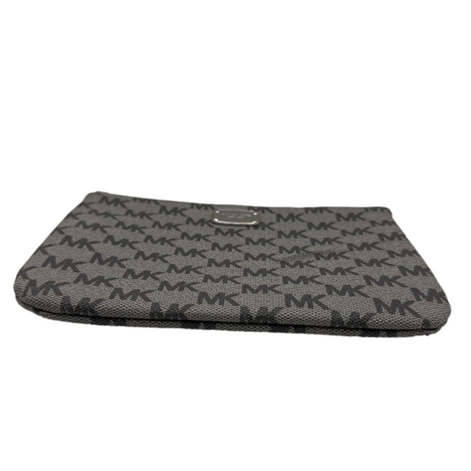 Michael Kors Signature Pouch