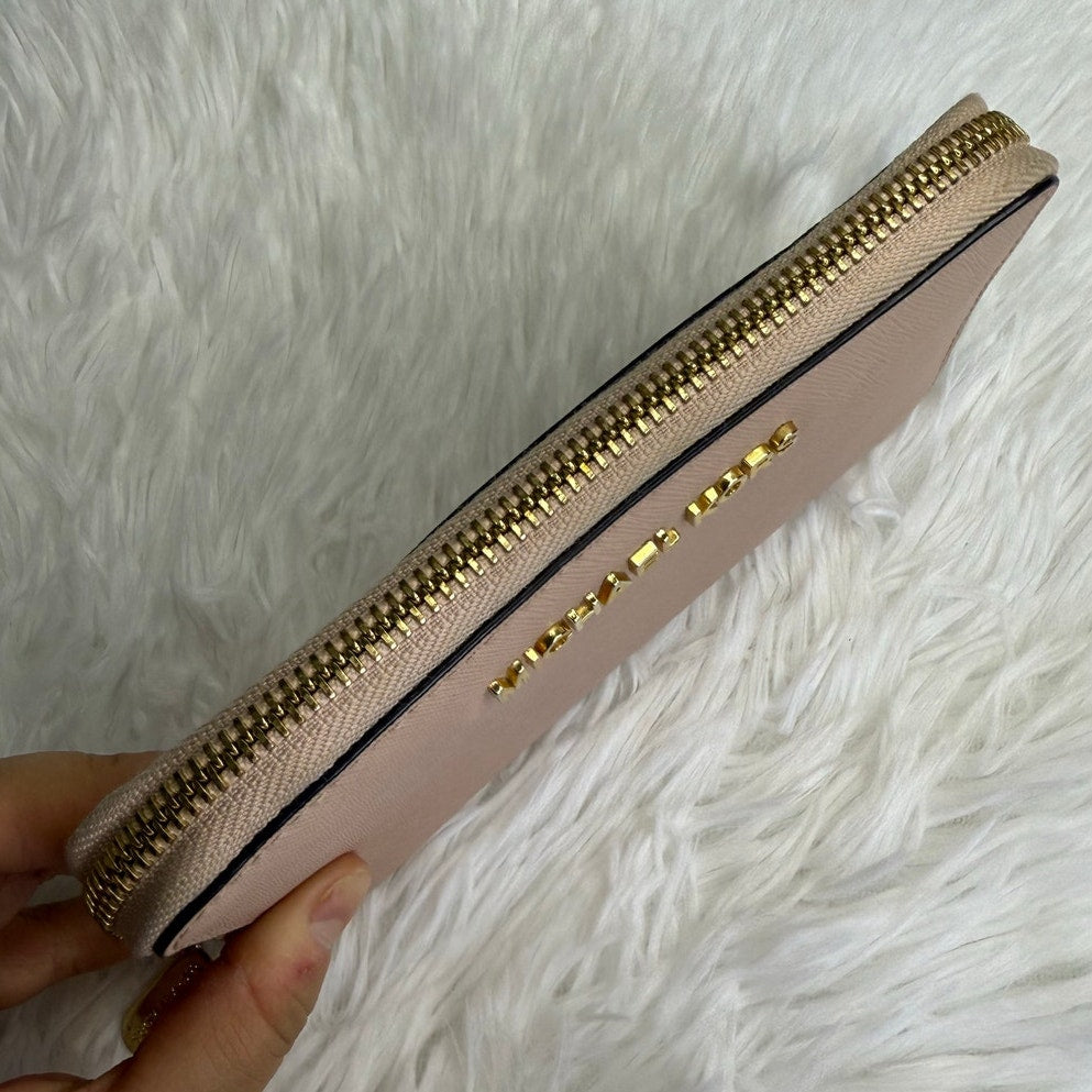 Michael Kors Zip Around Wallet