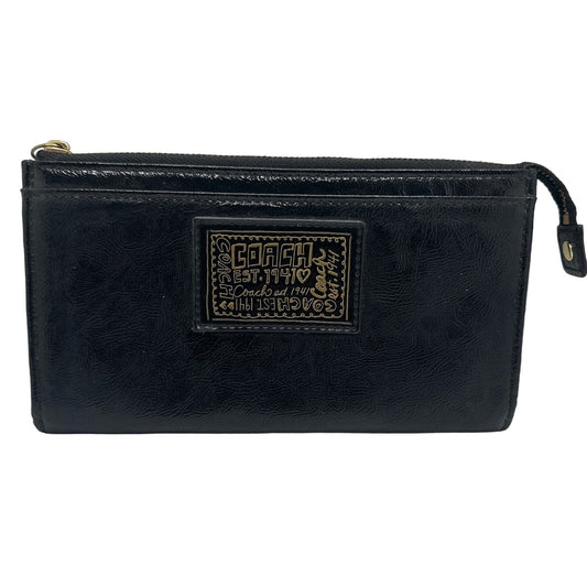 SALE COACH Poppy Patent Leather Pouch with Card slot