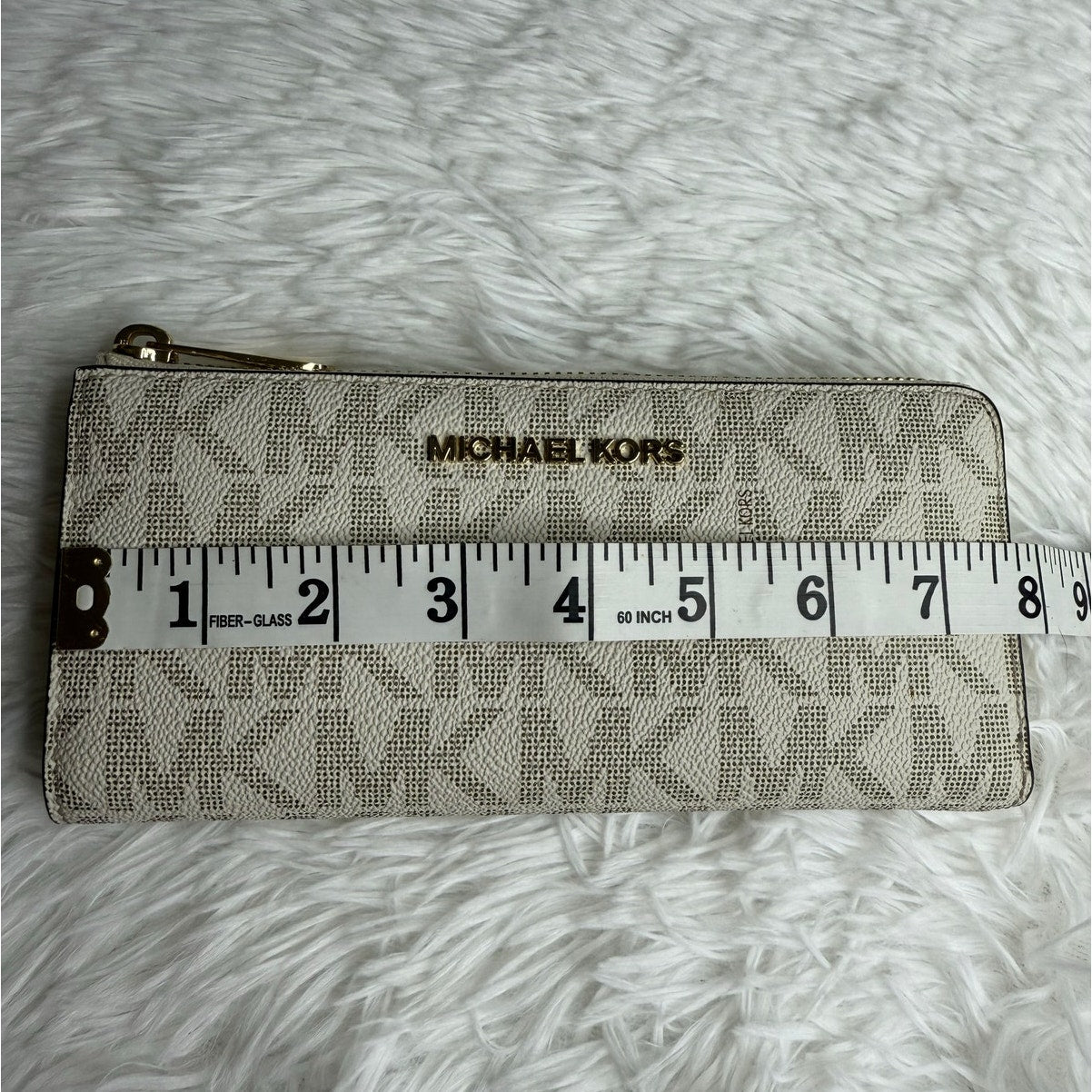 Michael Kors Jet Set Signature Wallet