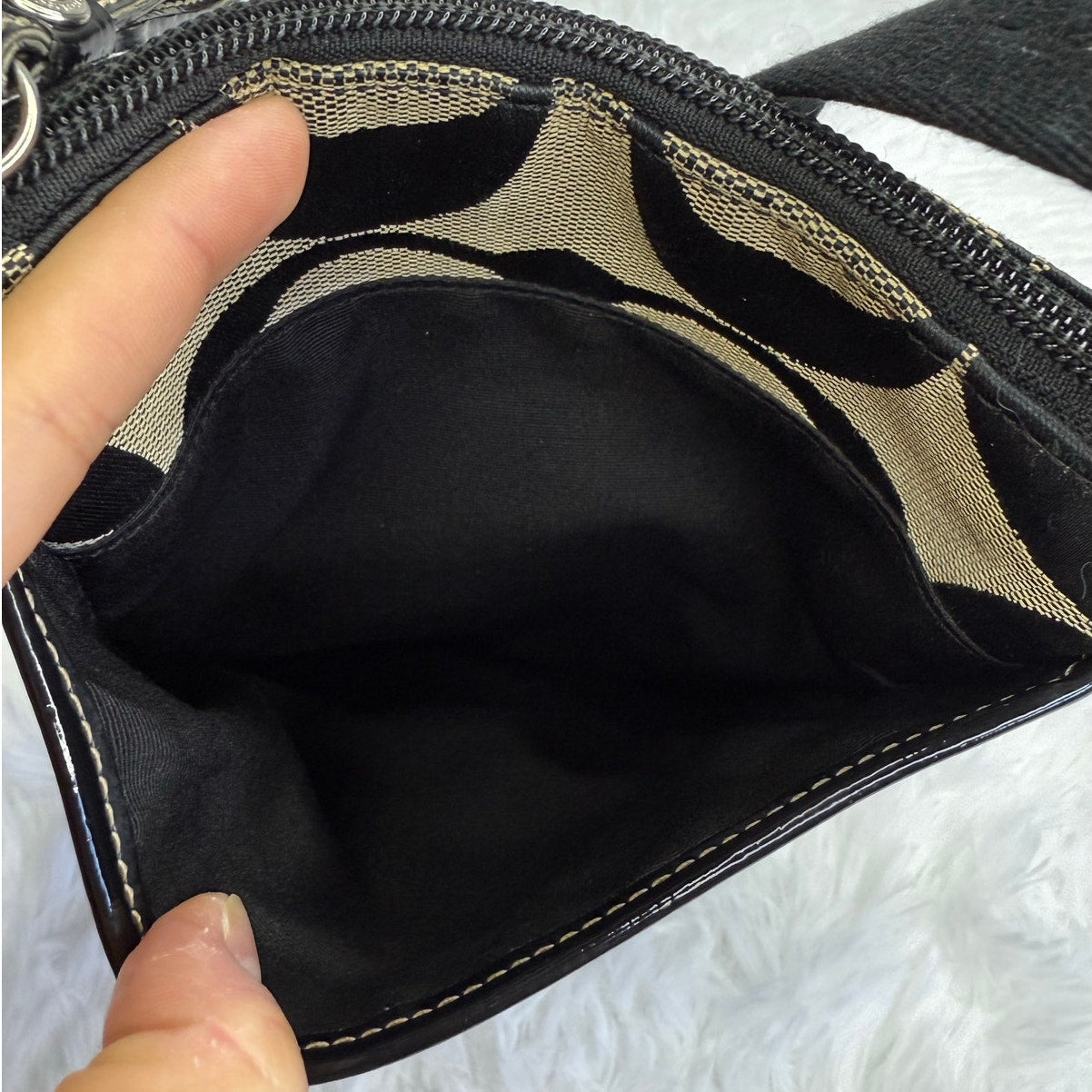 COACH Black Gray Classic Signature Crossbody