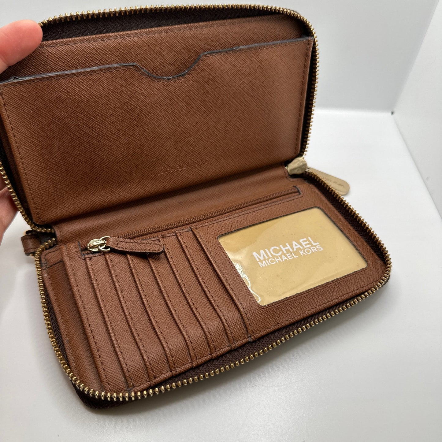 MICHAEL KORS Brown Signature Jet Set Wallet