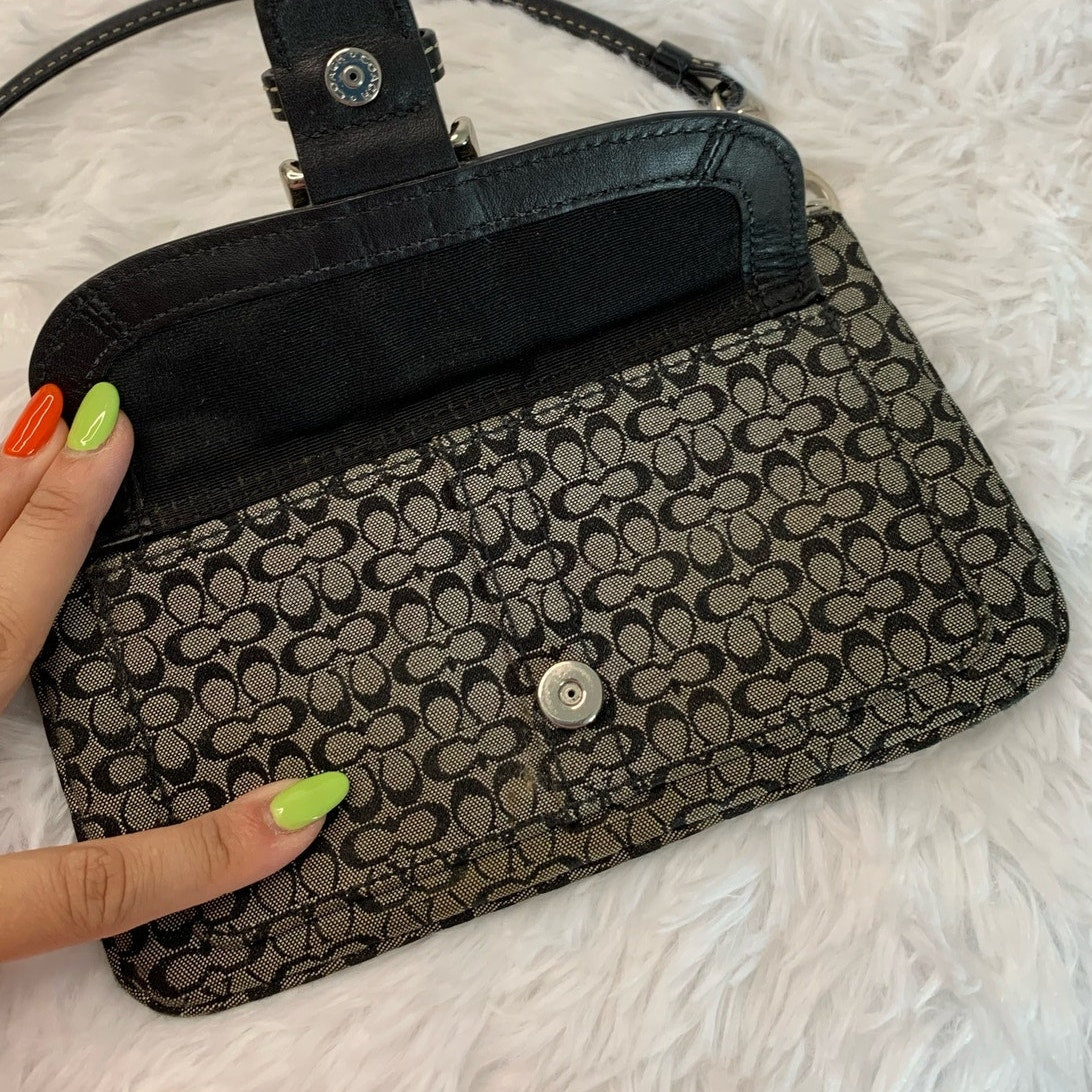 y2k COACH Buckle Soho Black Gray Signature Canvas Wristlet