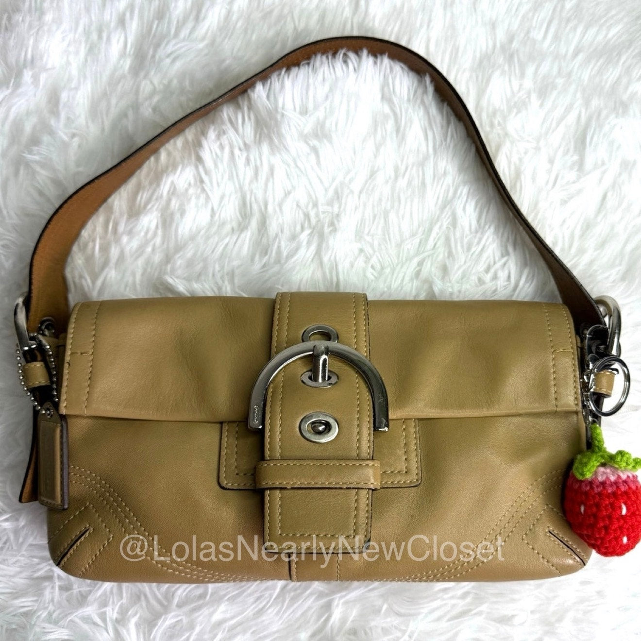 Vintage COACH Y2k Soho Saddle Tan Flap Shoulder Bag