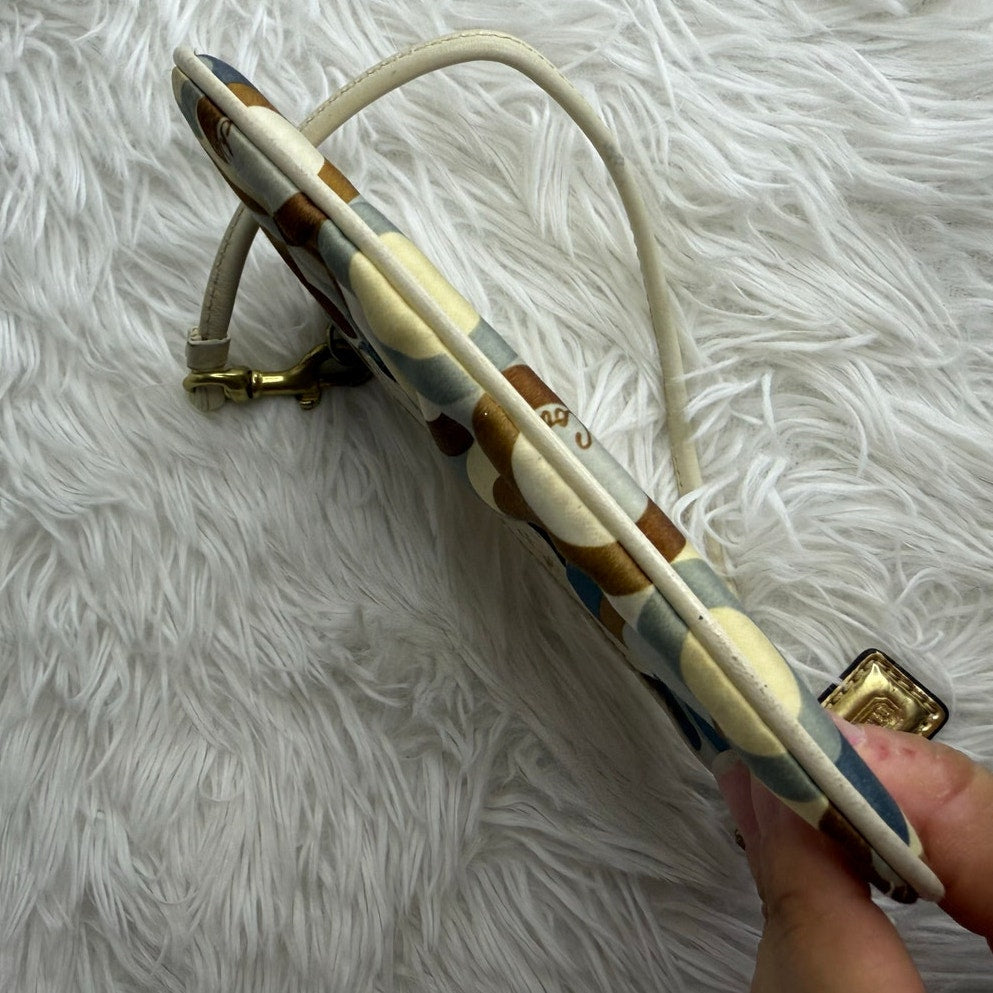 COACH Madison Graphic Op Art Wristlet