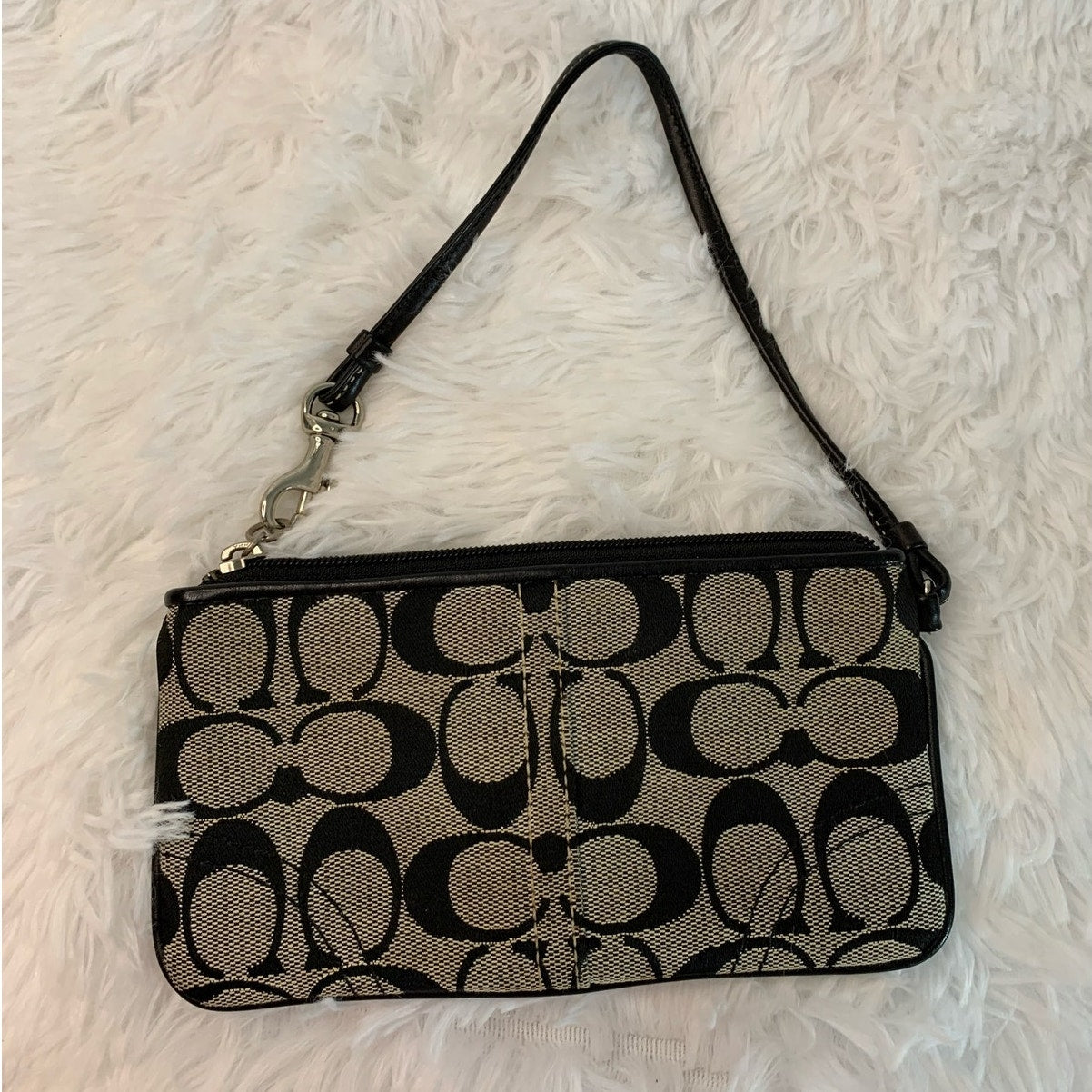 y2k COACH Black Gray Signature Canvas Wristlet