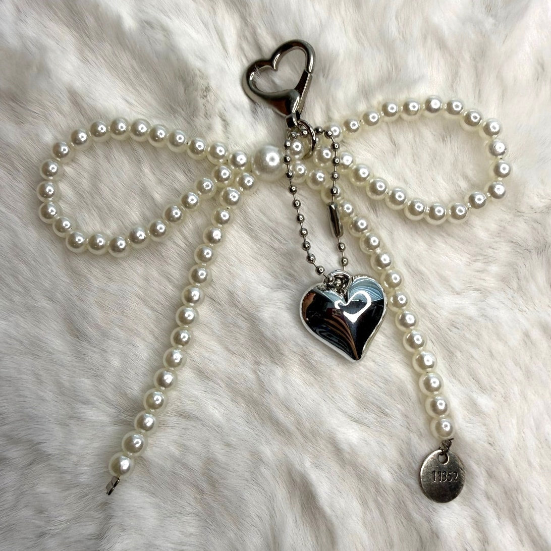 White Bowknot Heart Sweet Charm Pearl Bow Bag Charm Fashion Charm