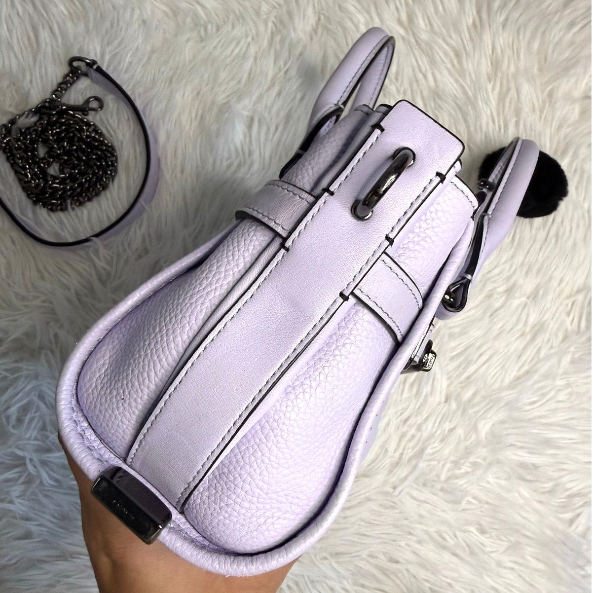 COACH Kiti Swagger 20 x Ariana Grande Crossbody