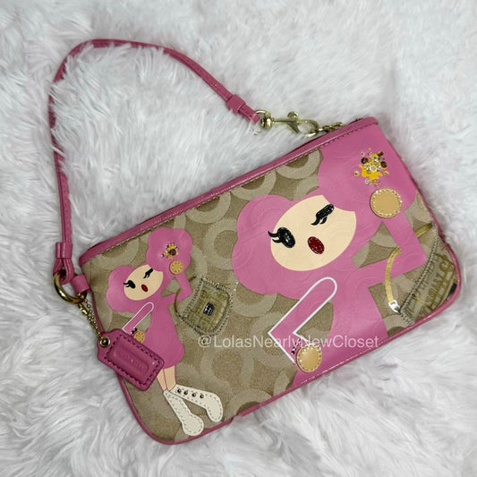 COACH y2k Rare Poppy Pinky Limited Edition Wristlet