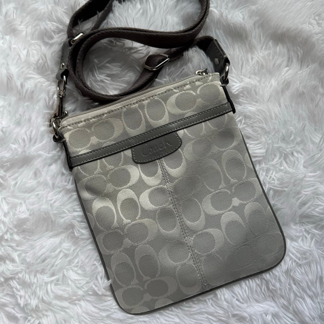 y2k COACH Ashley Gray Signature Crossbody