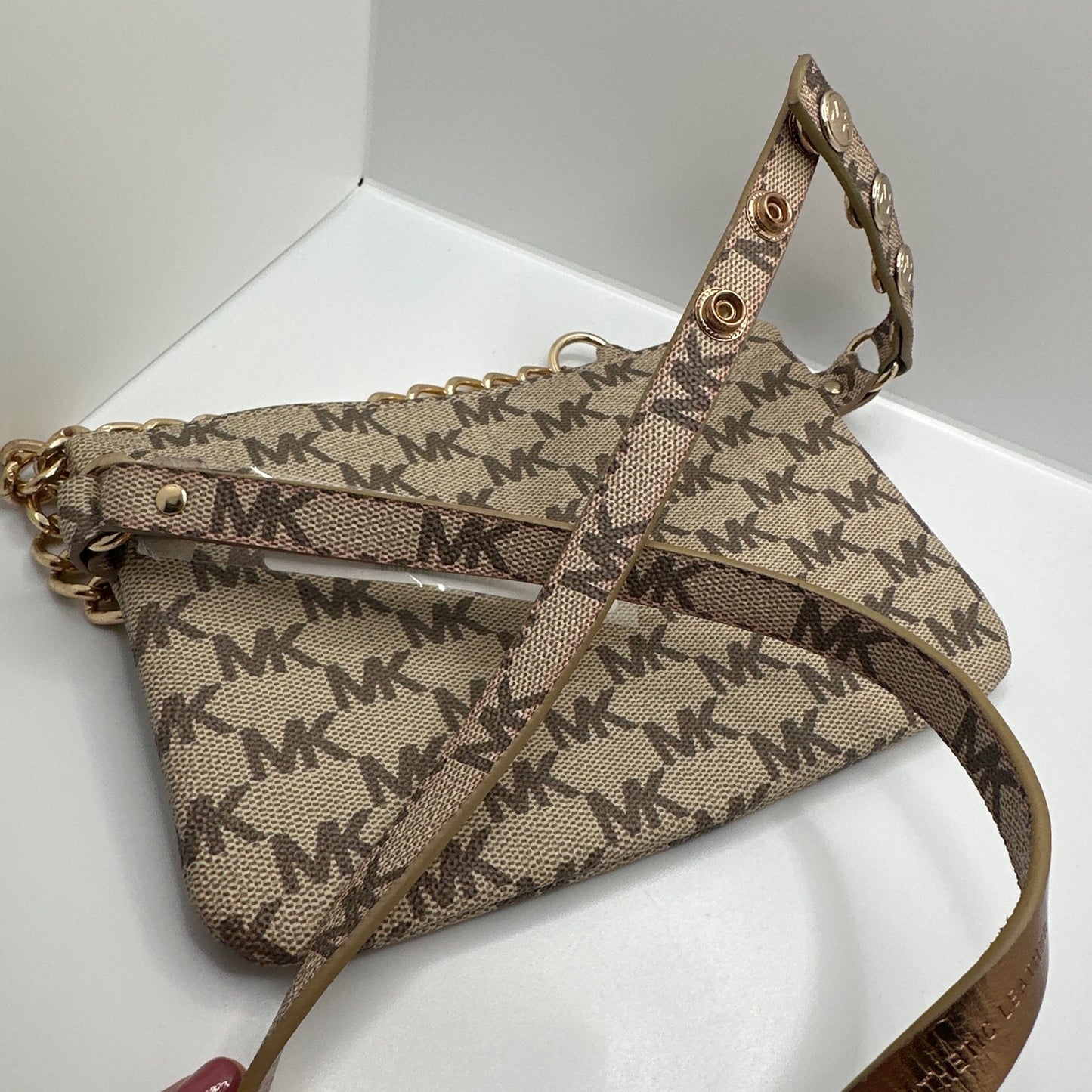 MICHAEL KORS Gold Signature with Chain Belt Bag