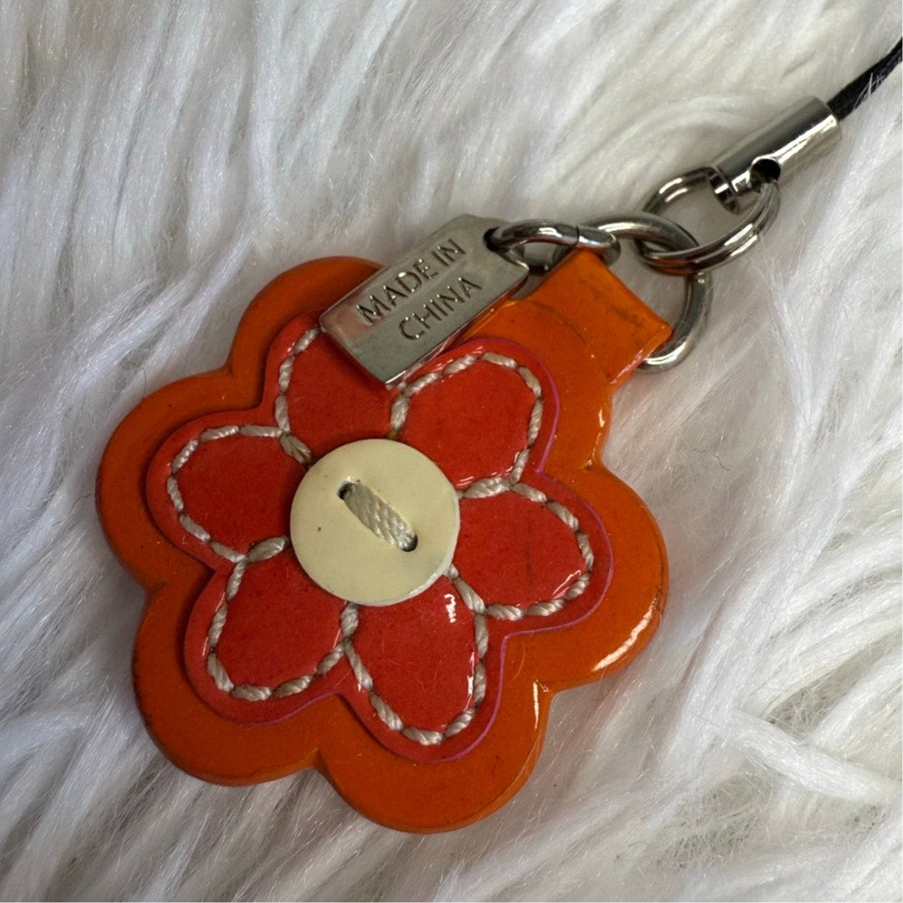 1.5" y2k COACH Vintage Daisy Flower Bag Charm Key Fob