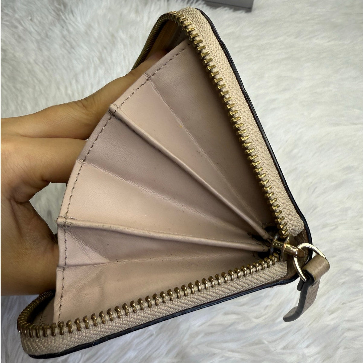 Kate Spade New York  Zip Around Wallet