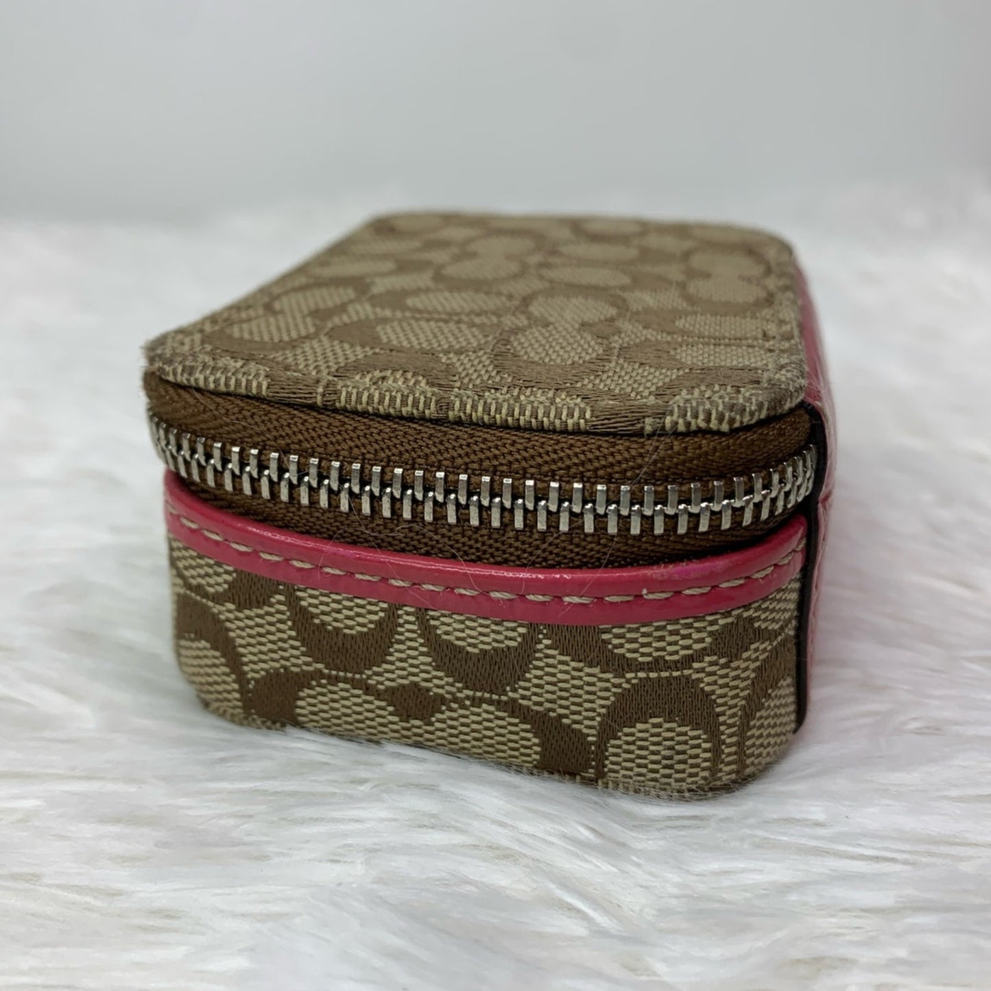 COACH Triple pill case / small case