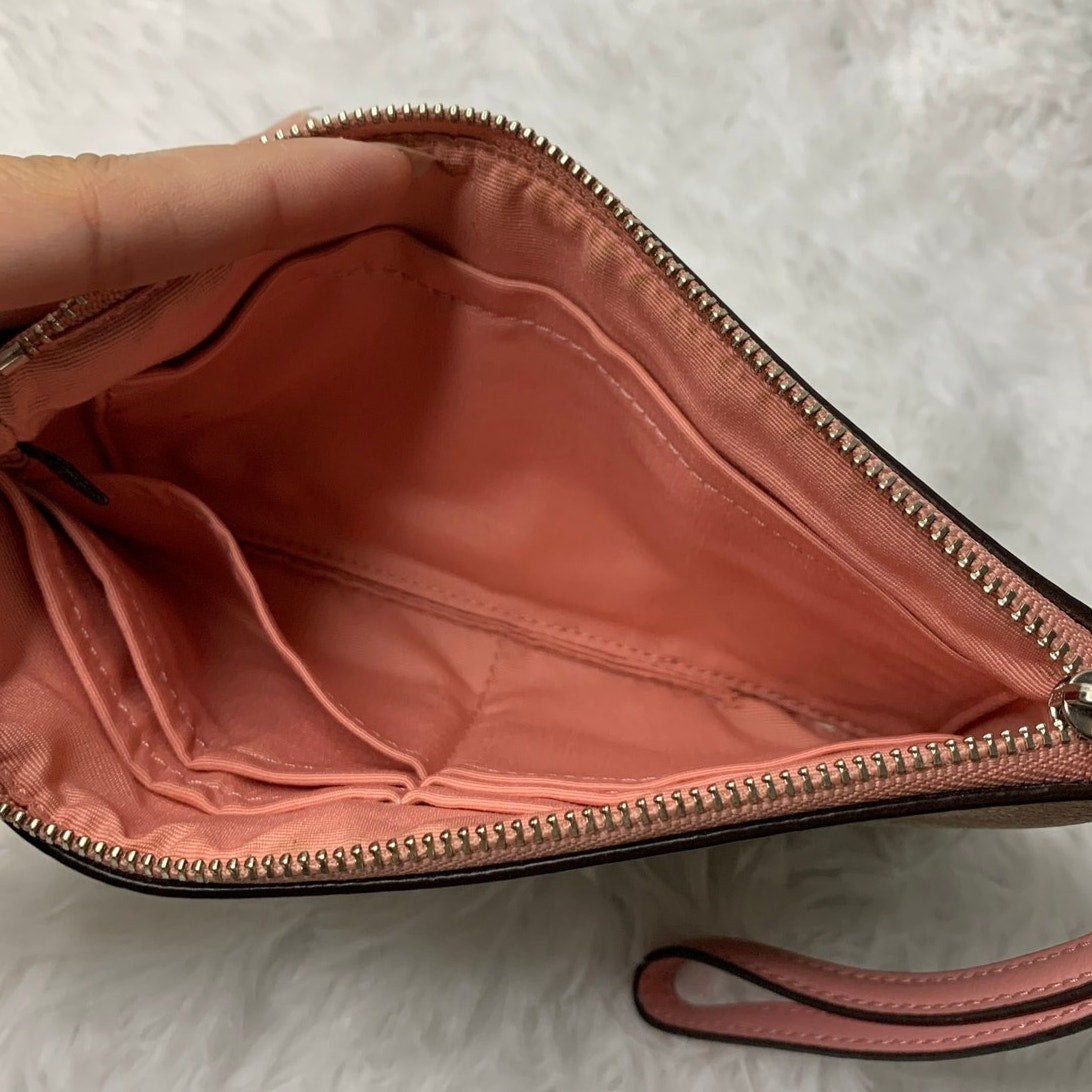 Sale Coach Large Corner Zip Wristlet in Signature Pink