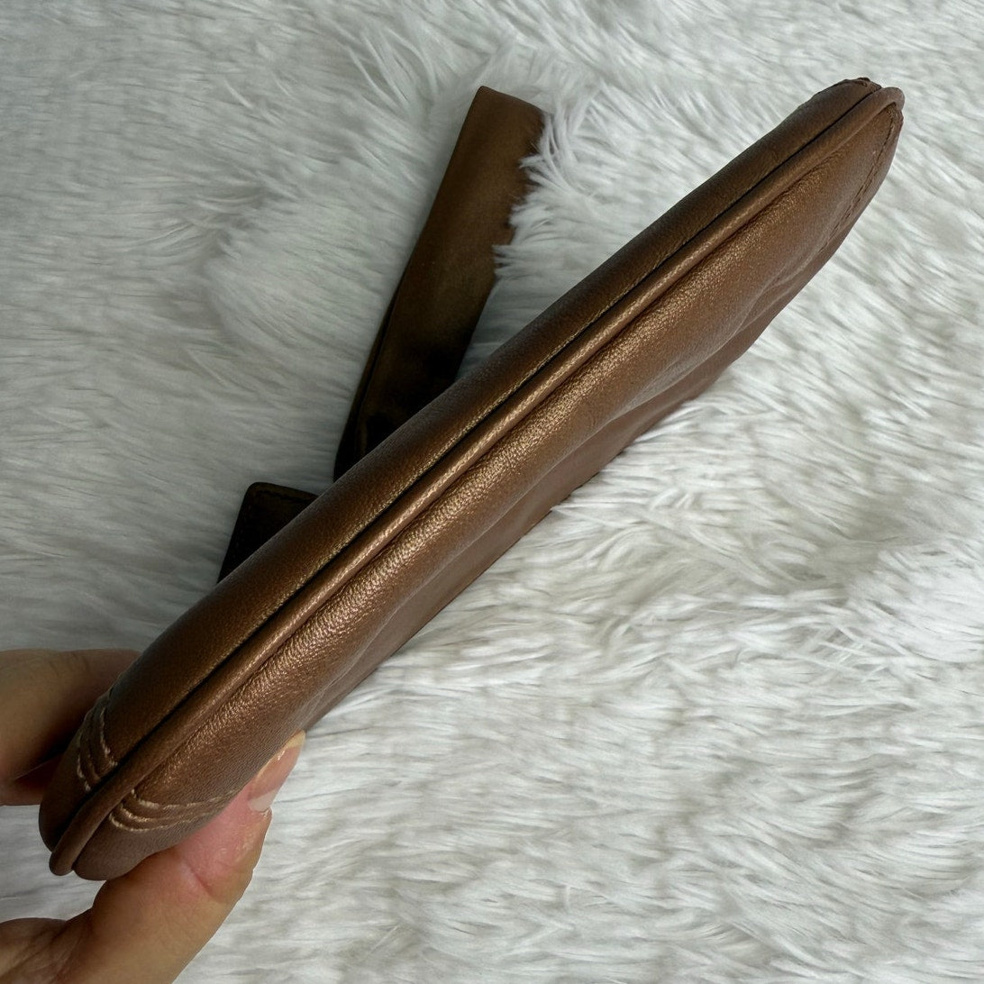 COACH Par Brown Wristlet