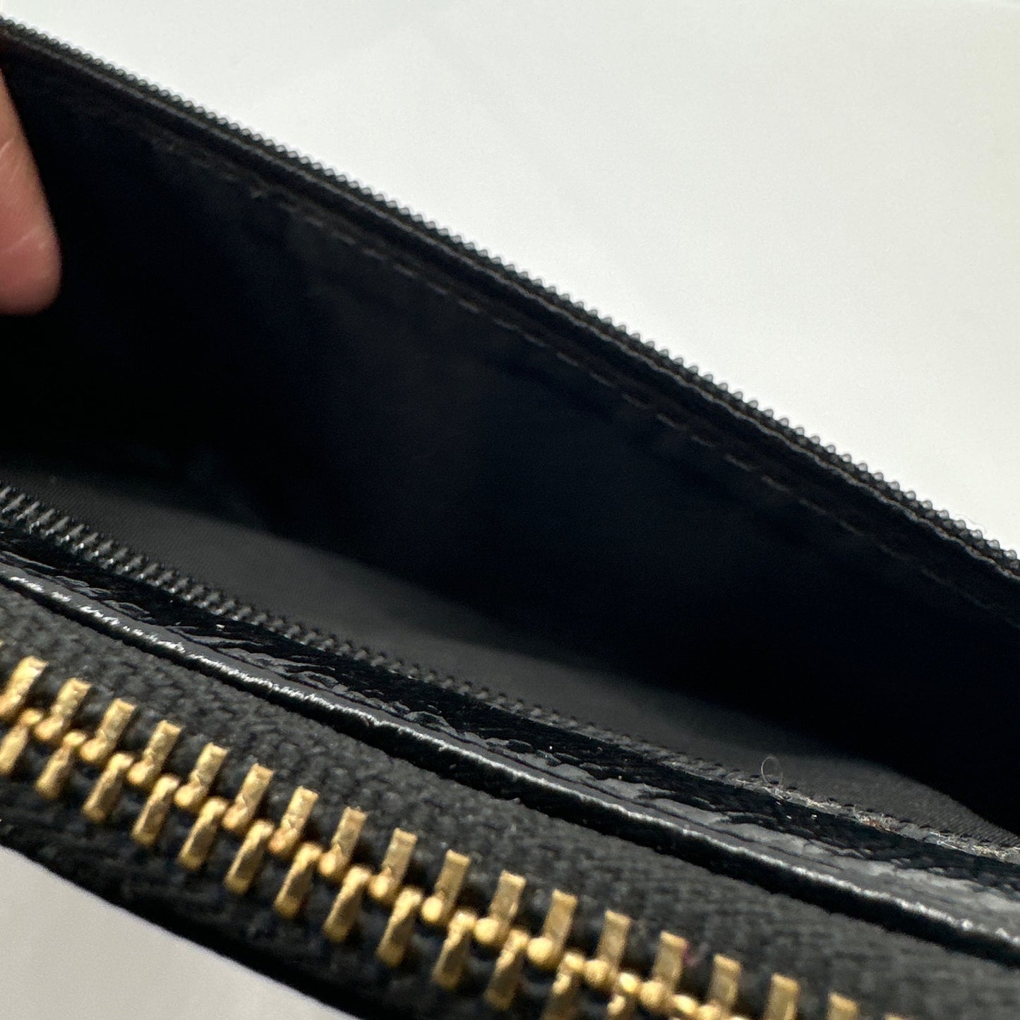 SALE COACH Poppy Patent Leather Pouch with Card slot