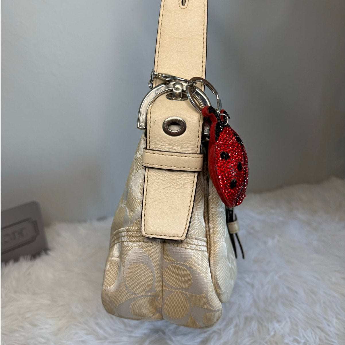 y2k COACH Vintage 6314 Soho Flap Buckle Shoulder Bag