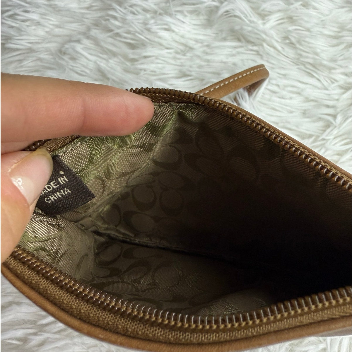 y2k COACH Leather Brown Wristlet