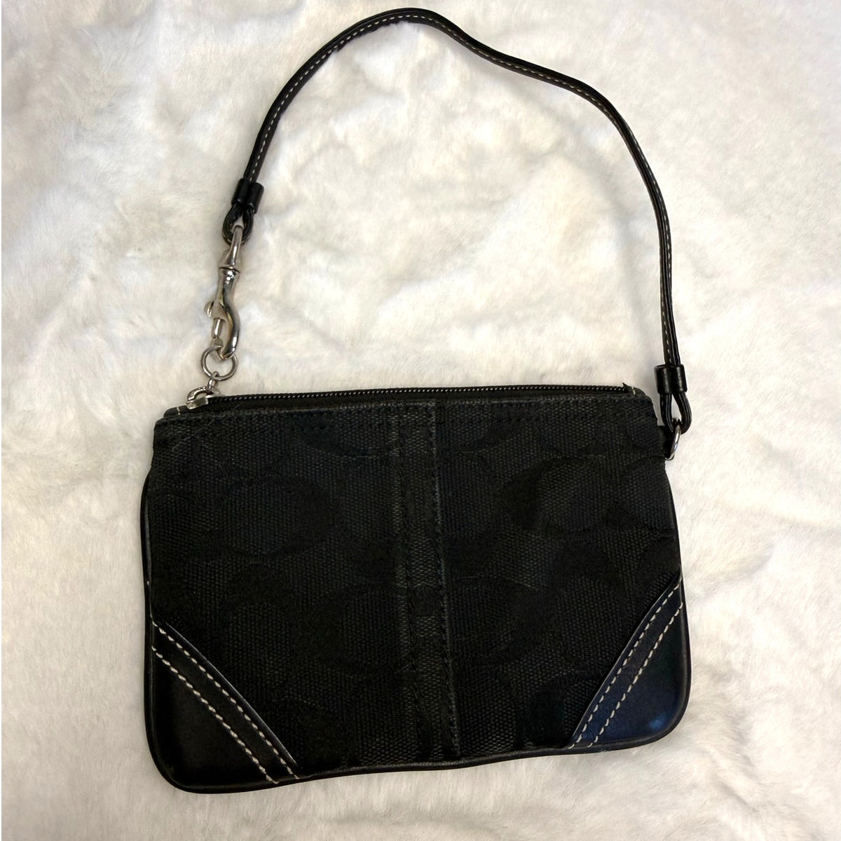 y2k COACH Black Signature Canvas Wristlet
