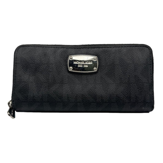 Michael Kors Jet Set Signature Zip Around Wallet