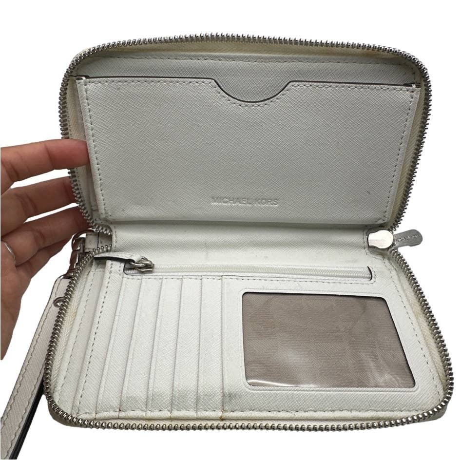 MICHAEL KORS Off white and Silver Jet Set Wallet