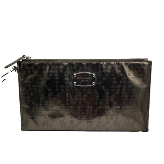 MICHAEL KORS Metallic Silver Signature Wristlet