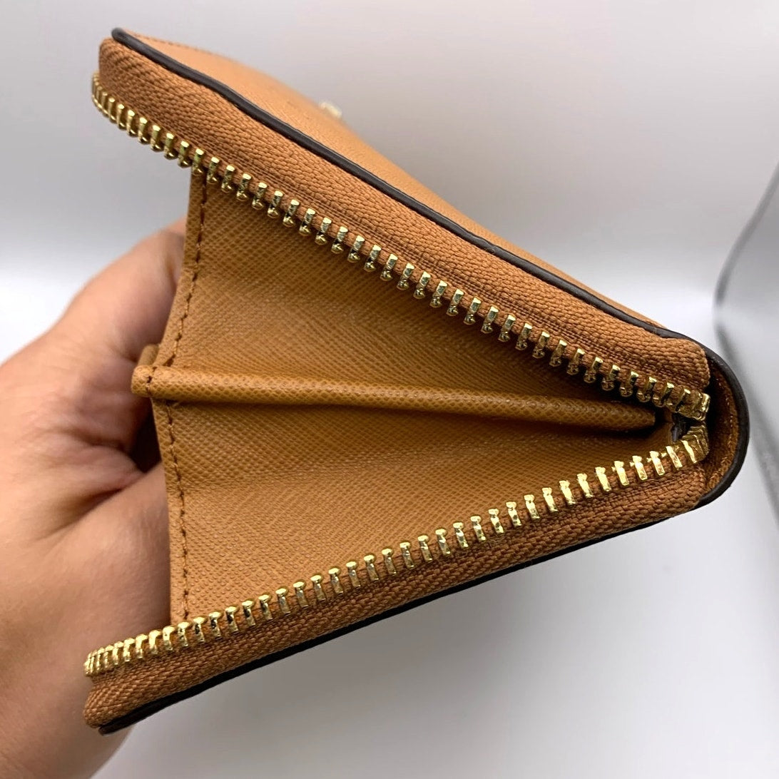 Michael Kors Zip Around Wallet