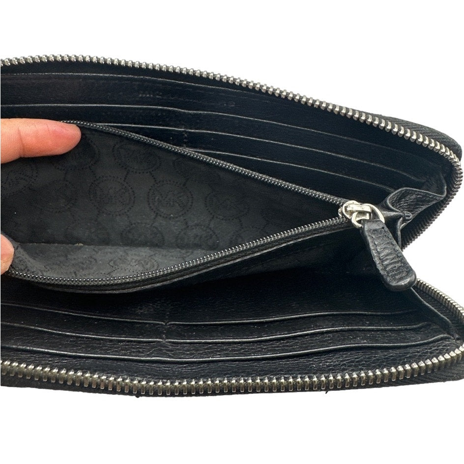 SALE Michael Kors Black Zip Around Wallet