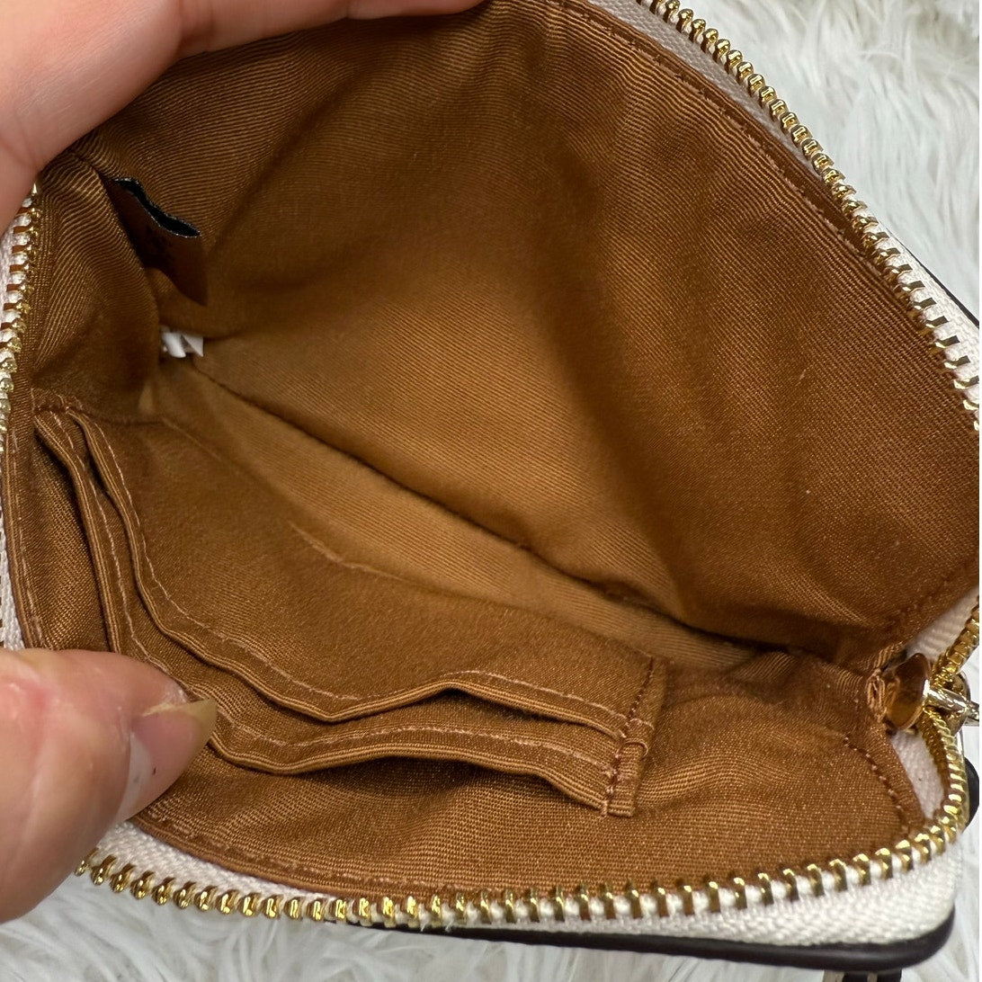 COACH White Zip Wristlet