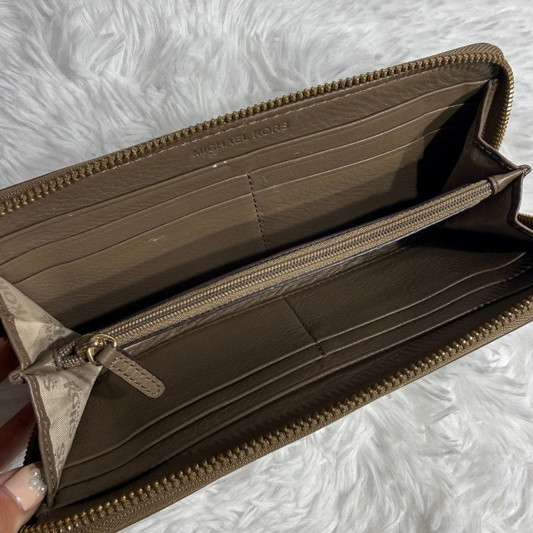 MICHAEL KORS Zip Around Wallet