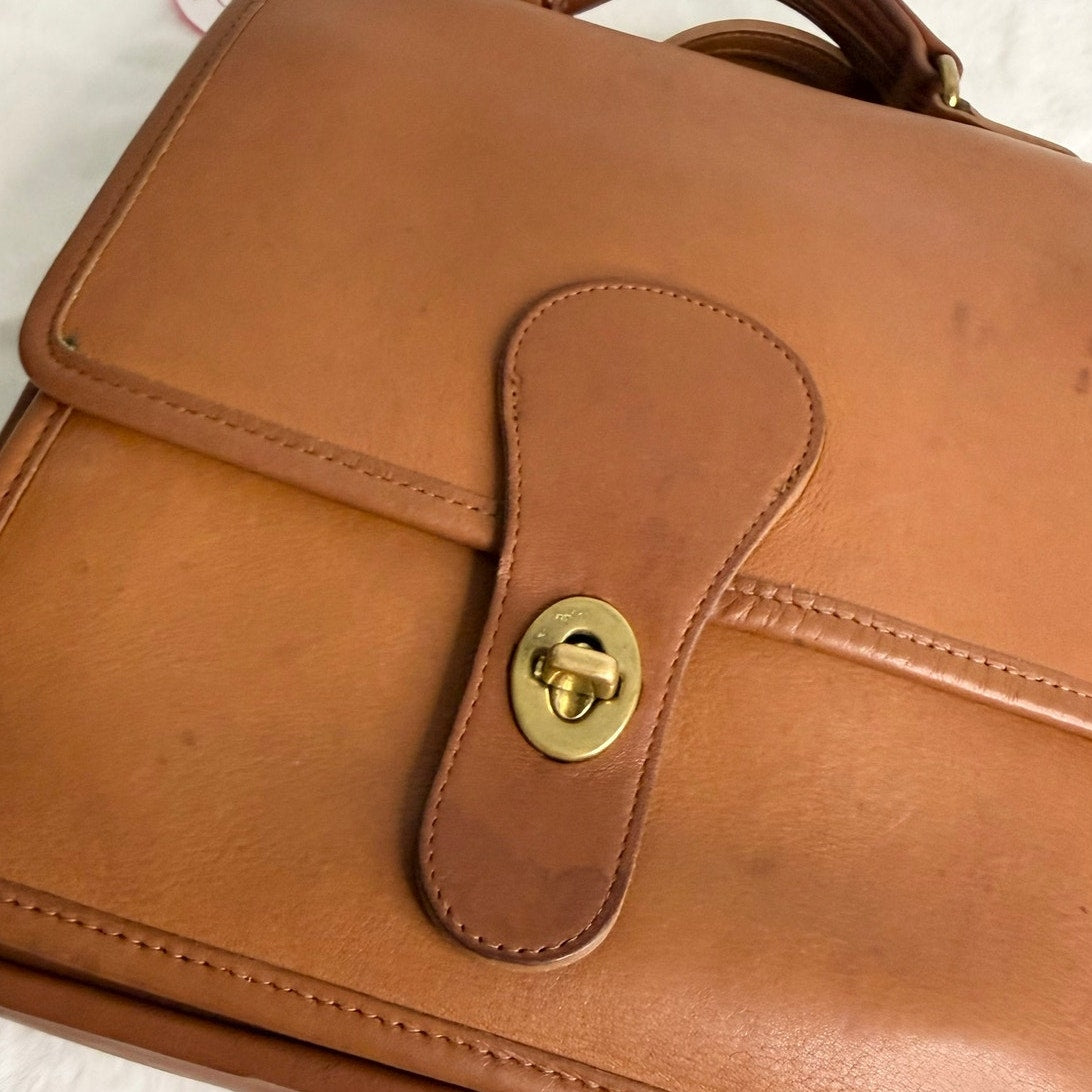 Vintage Coach 5130 Project Station British Tan Leather Crossbody Bag Purse