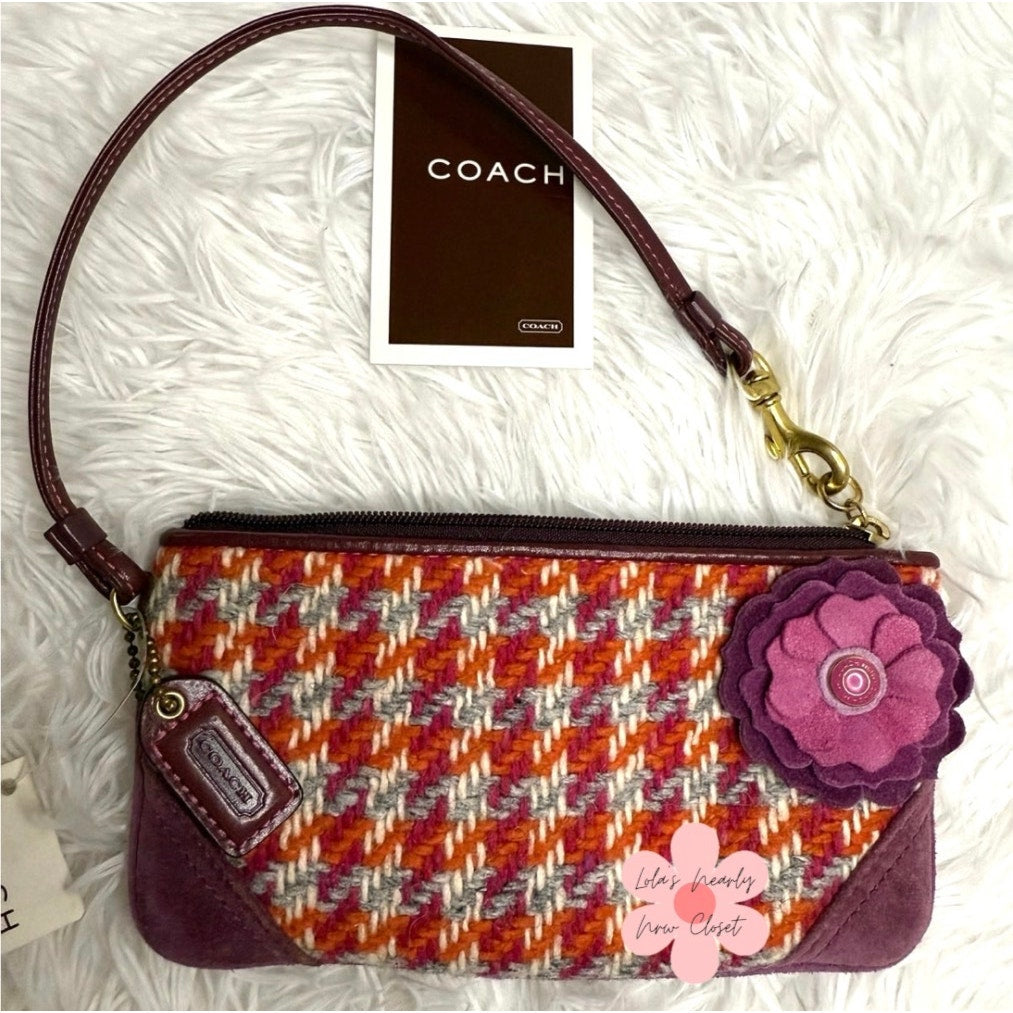 NWT Vintage COACH y2k Hampton Houndstooth Wristlet