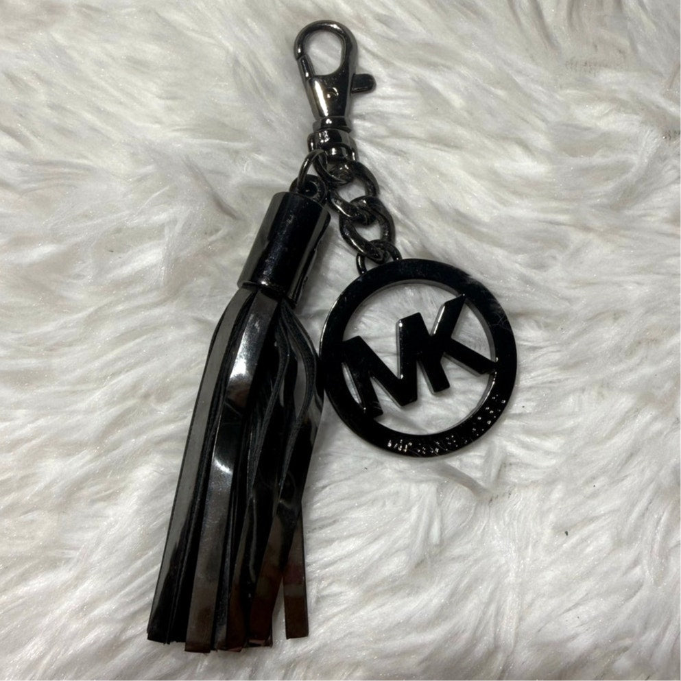 MICHAEL KORS Metallic Dark Gray Bag Charm