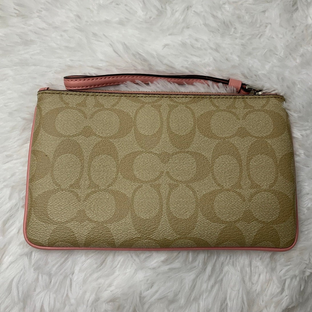 Sale Coach Large Corner Zip Wristlet in Signature Pink