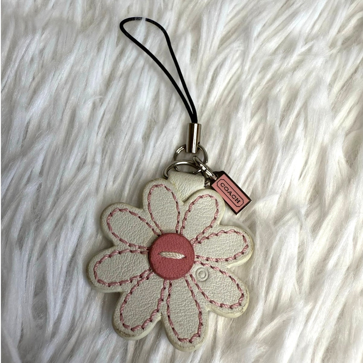 1.5" y2k COACH Vintage Daisy Flower Bag Charm Key Fob