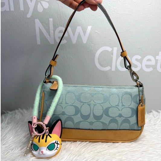 y2k COACH 2004 Vintage Hamptons Demi Pouch Mini Shoulder Bag