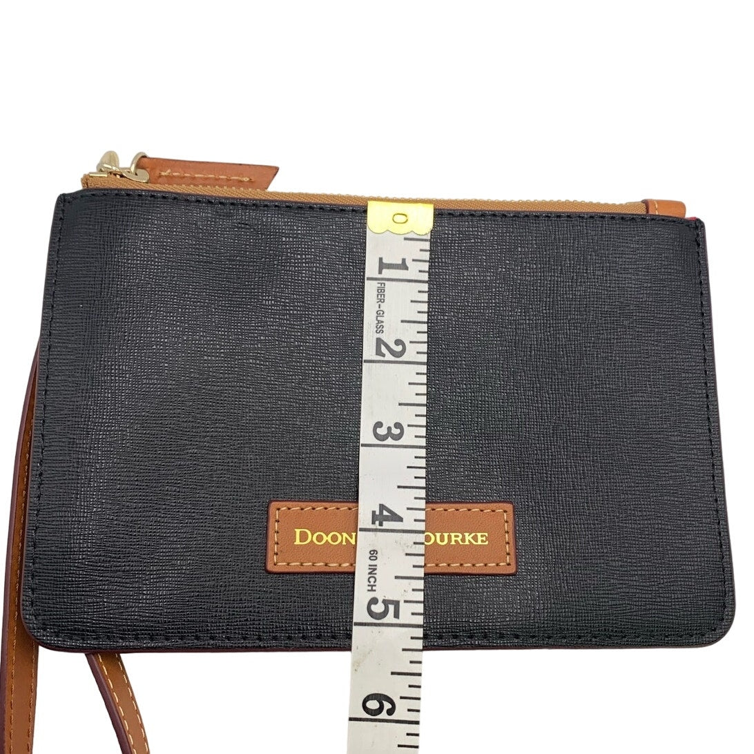 DOONEY & BOURKE Black Brown Wristlet