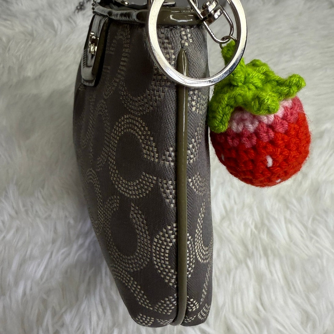 COACH y2k Patent Leather Canvas Gray Signature Canvas Wristlet Mini Purse
