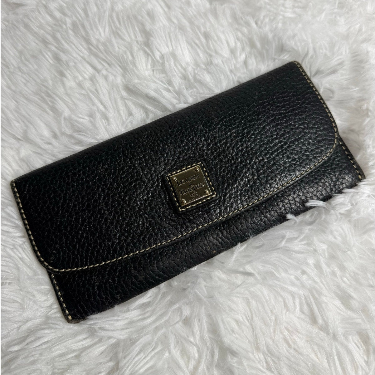 DOONEY & BOURKE Black Slim Wallet