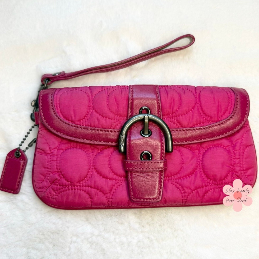 Vintage Coach y2k Soho Quilted Wristlet