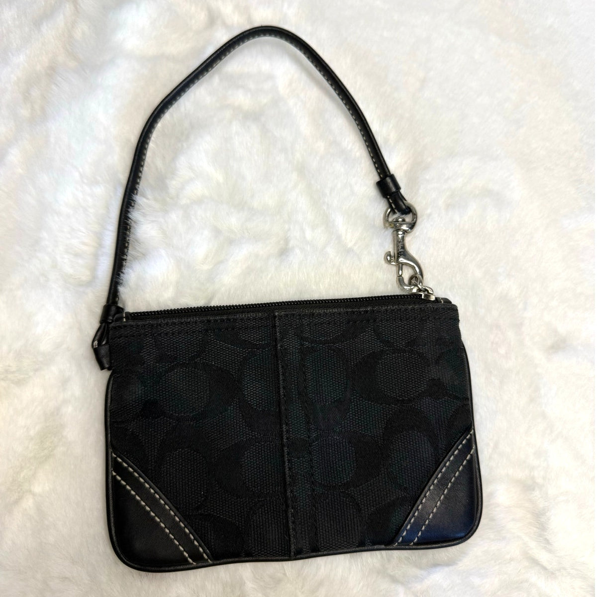 y2k COACH Black Signature Canvas Wristlet