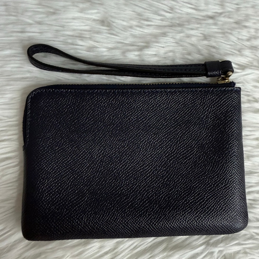 COACH NAVY Wristlet