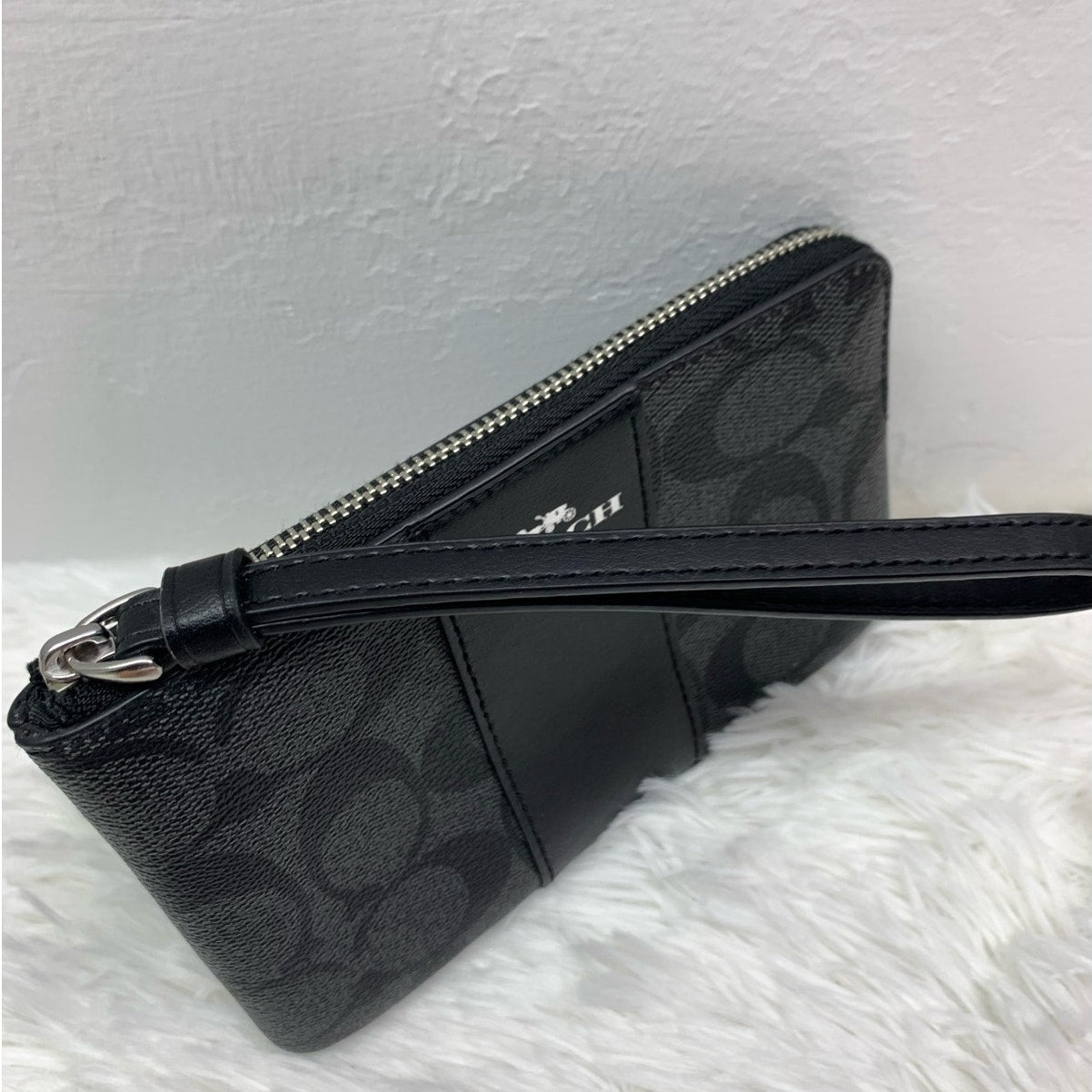 COACH Black Coat Canvas Signature Wristlet