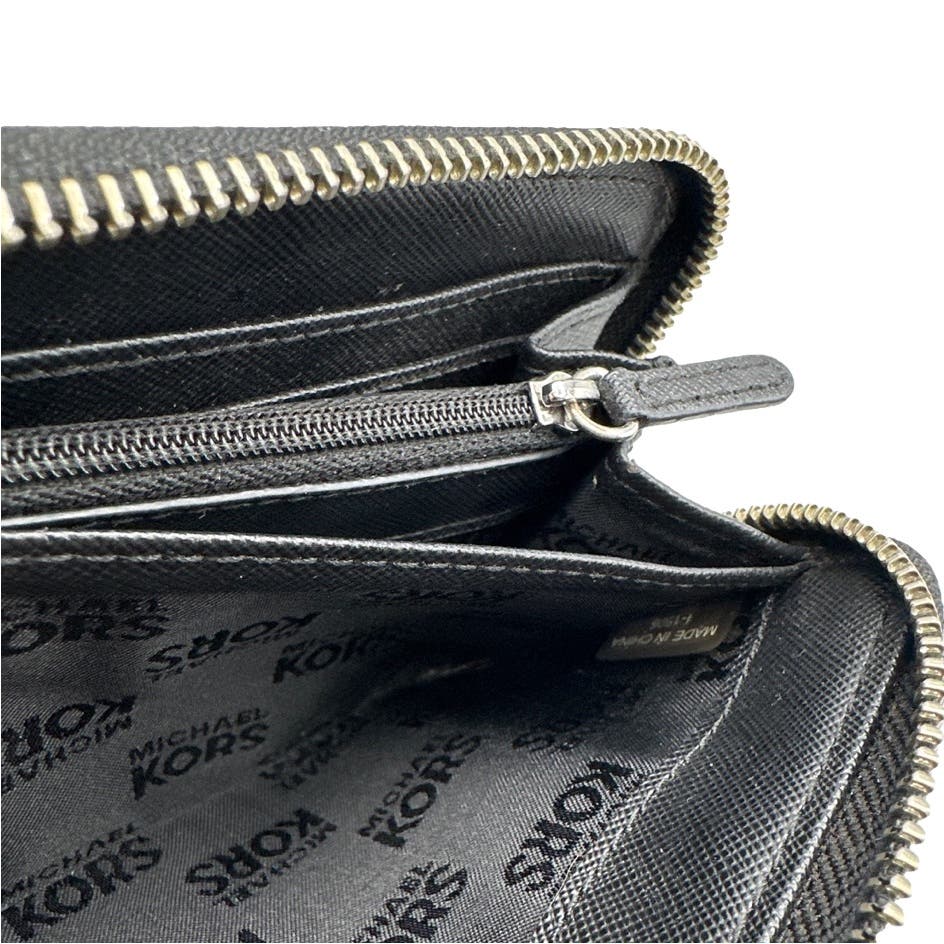 Michael Kors Jet Set Signature Zip Around Wallet