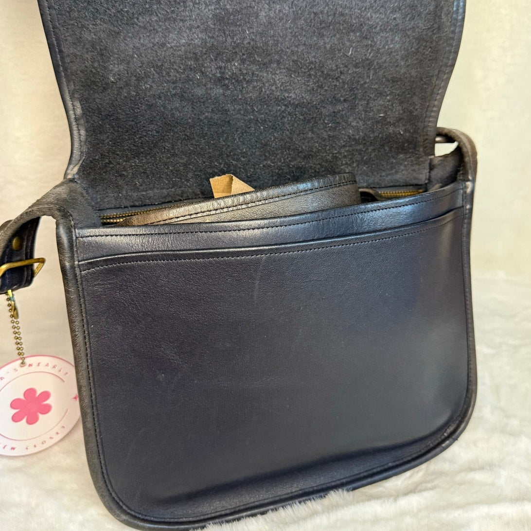Vintage COACH Classic Shoulder Bag New York City 9170