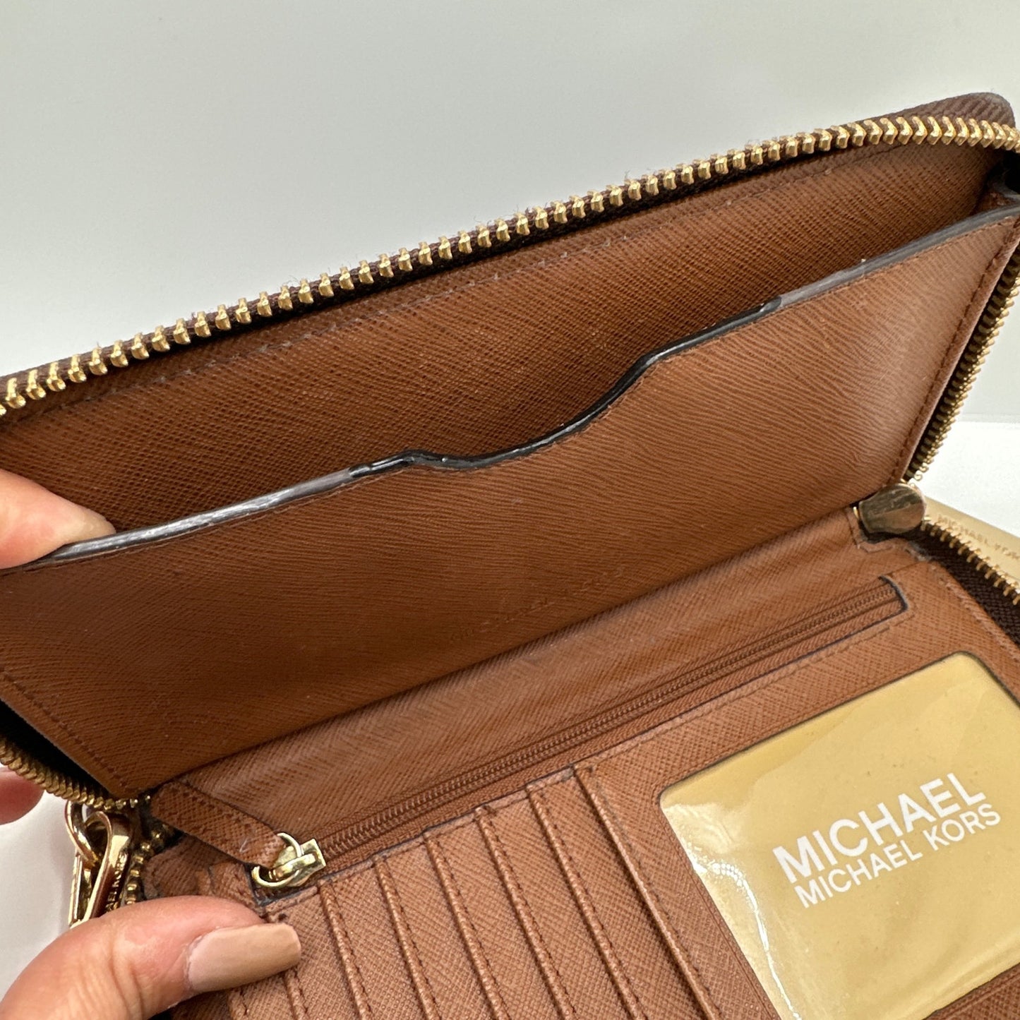 MICHAEL KORS Brown Signature Jet Set Wallet