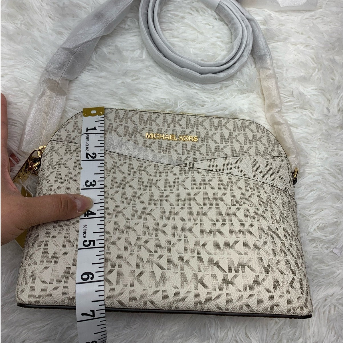 NWT MICHAEL KORS Jet Set Travel Medium Logo Dome Crossbody Bag