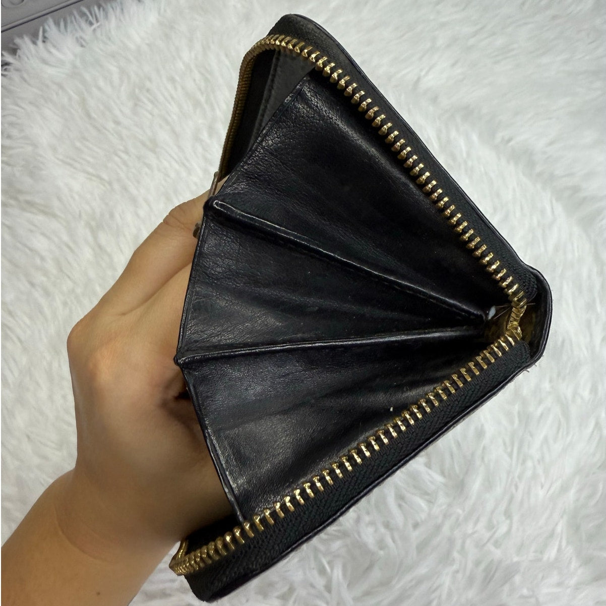 DOONEY & BOURKE Black Zip Around Wallet